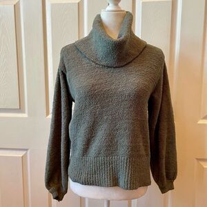 Ruby Moon Gray Cowl Neck Chenille Sweater Size Small